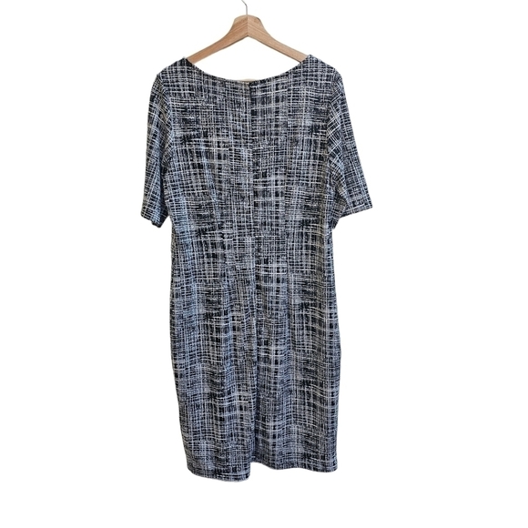 Sharagano Office Dress, Black and White with 3/4 Length Sleeves, Size Large - Picture 2 of 10